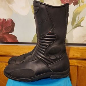 Motorcycle boots